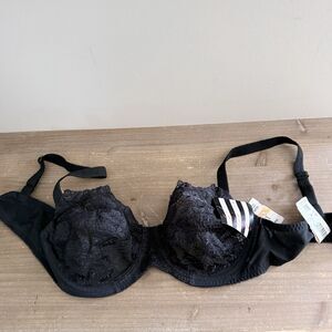 Vintage NWT Valentino Black Lace Bra Underwire Unlined Lace Size 38B